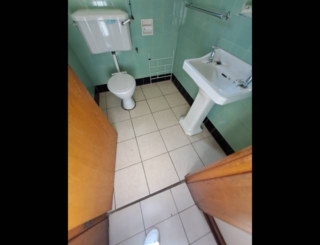 4 bed property to rent in PAGLANDE